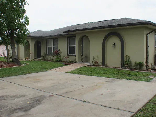 516 SE 4th Ter #B, Cape Coral, FL 33990