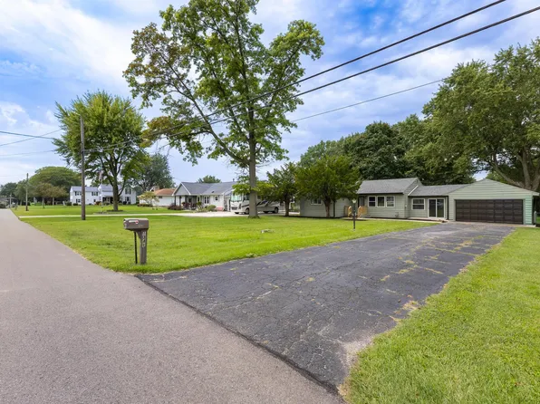 1341 Lusch Rd, Marion, OH 43302