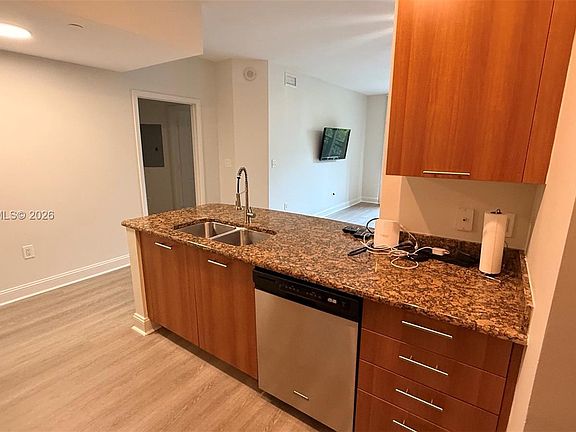 5th image of 510 NW 84th Ave APT 237