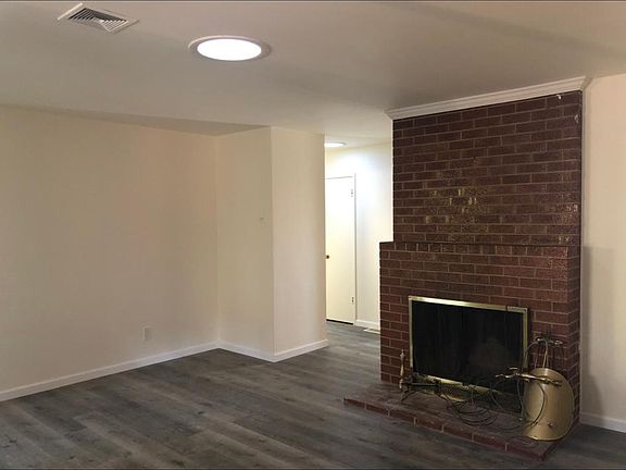3rd image of 671 Eastwood Way