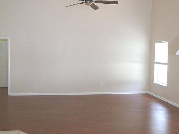 4th image of 1614 Hammock Grove Ln