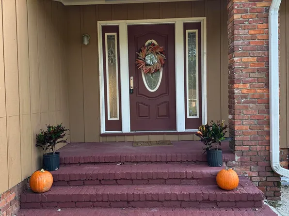 206 Oak Drive, Washington, NC 27889