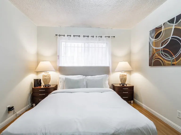 2618 Ellendale Pl — Photo 23