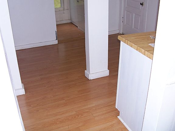new Kitchen and laundry room