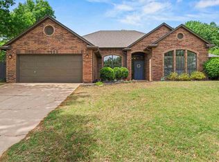 1212 S Mansfield Dr, Stillwater, OK 74074
