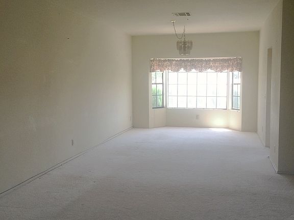 3rd image of 626 W Naomi Ave Unit 6