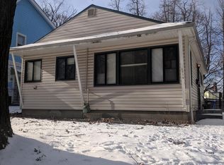 2004 Hilton Rd, Cleveland, OH 44112