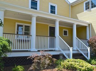 359 Russells Mills Rd, Dartmouth, MA 02748