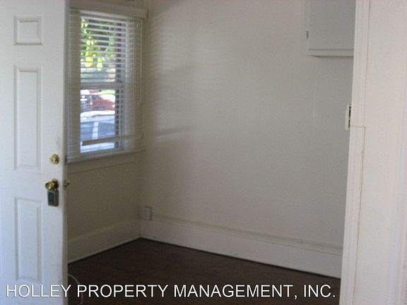 3rd image of 1808 9th St #C