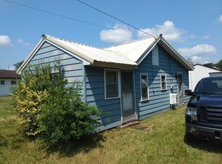 107 Catalpa St, Houghton Lake, MI 48629