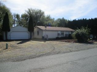 1194 W Birch St, Union, OR 97883