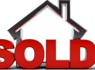 32 Ridge Rd, Albertson, NY 11507