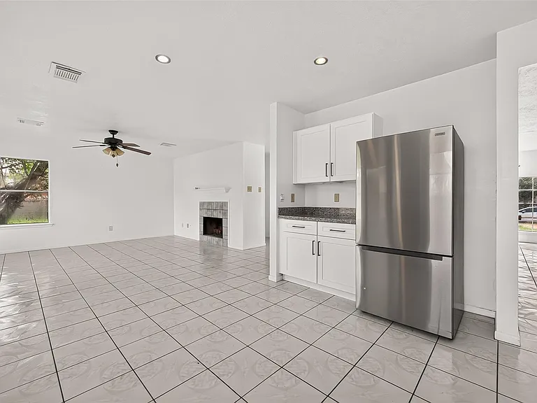 8202 Worthington Dr — Photo 18