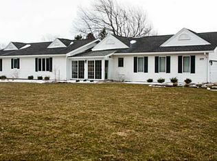 1099 Plank Rd, Webster, NY 14580