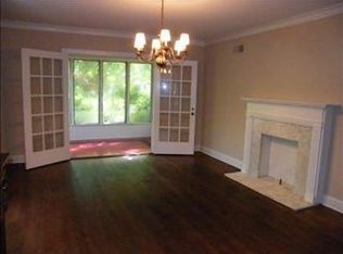 4089 Barfield Rd, Memphis, TN 38117