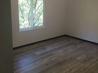 26237 Thunderbird Dr, Lake Arrowhead, CA 92352