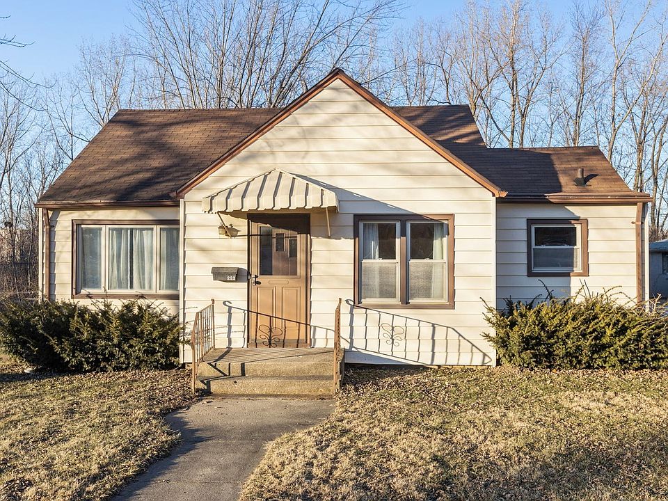 Welcome! Come on in for a tour.