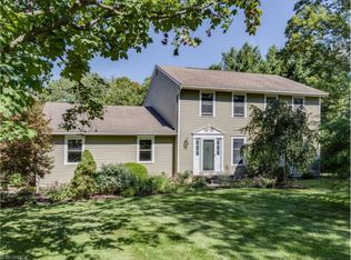 879 Spring Water Dr, Akron, OH 44333