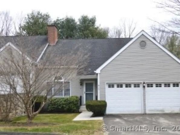 23 Woodbury Hill #23, Woodbury, CT 06798