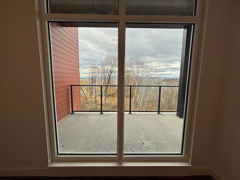One25 — Photo 125