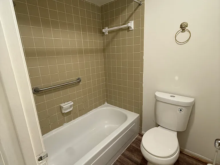 8310 Beechnut St #A — Photo 21