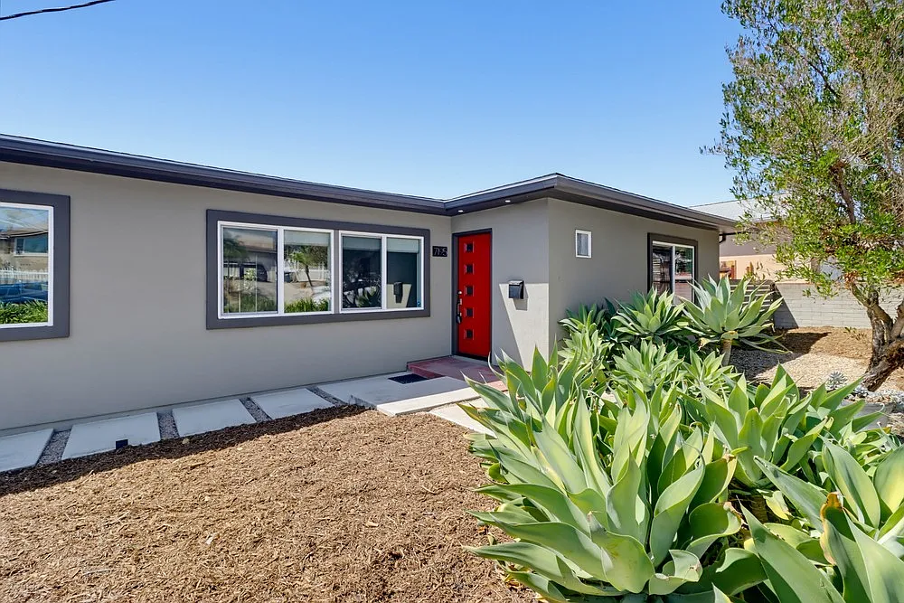 7195 Colony Road — Photo 1