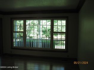 10413 Fox Ave, Fairdale, KY 40118