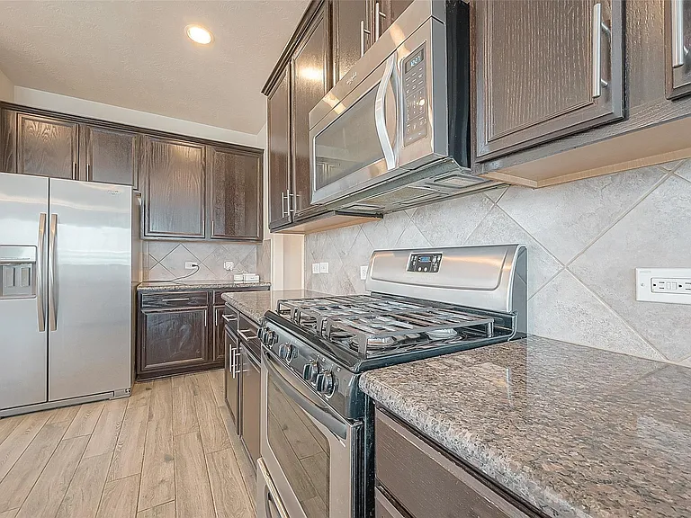 3403 Lilac Ranch Dr — Photo 12