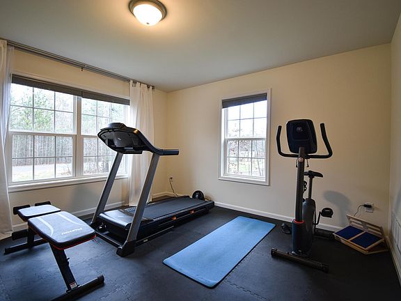 Formal Dining Room/Office/Gym/Flex Room