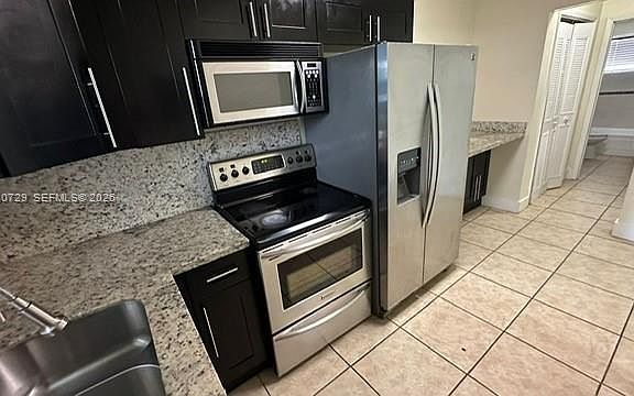 4th image of 380 E 35th St APT 9