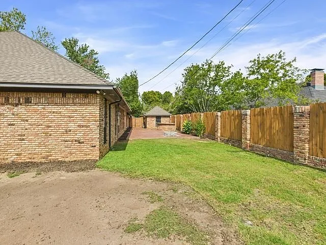 1178 Oval Dr — Photo 49