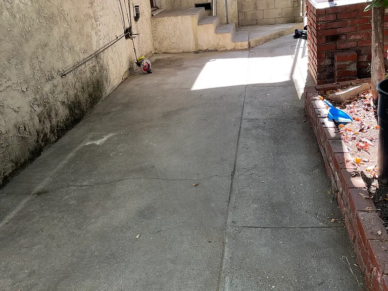 10114 Samoa Ave #C — Photo 15
