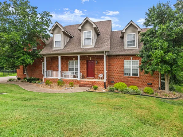 1408 Blossom Ct, Hermitage, TN 37076