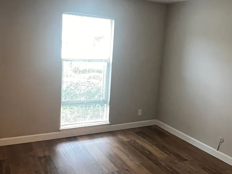 Country Sharon Apartments — Photo 22