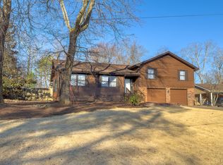 225 Stackstone Dr, Dalton, GA 30721
