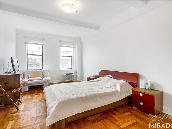 4th image of 315 W 86th St APT 15C