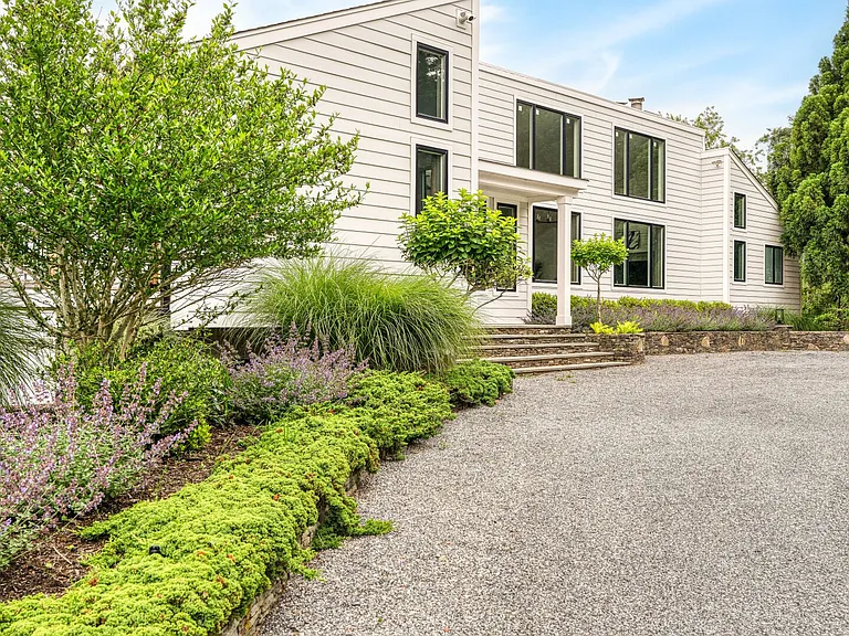 51 Blackwatch Ct — Photo 50