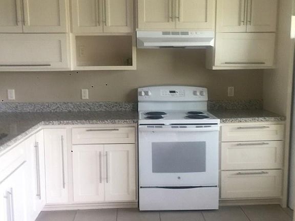 2nd image of 6005 Danubio APT B3