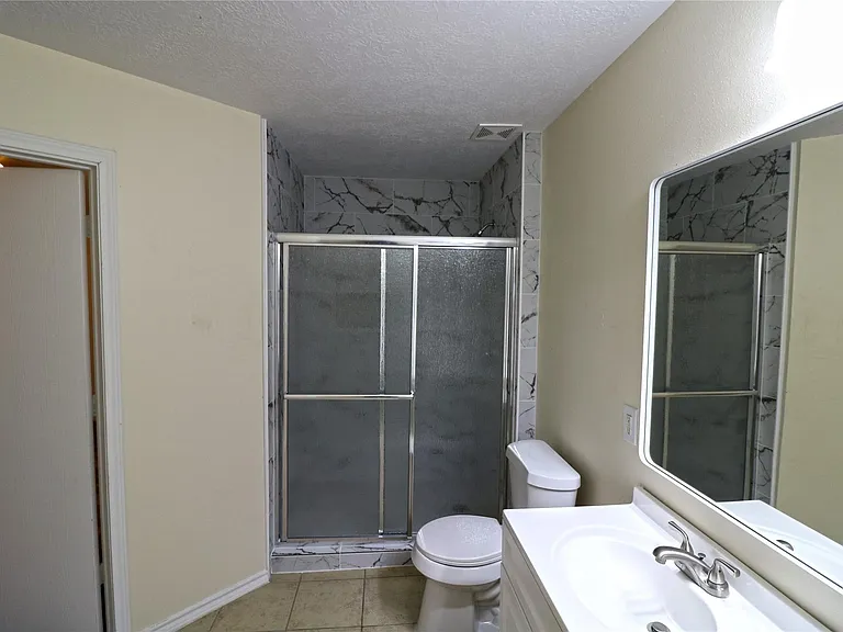 4727 Ivy Meadow Ln — Photo 6