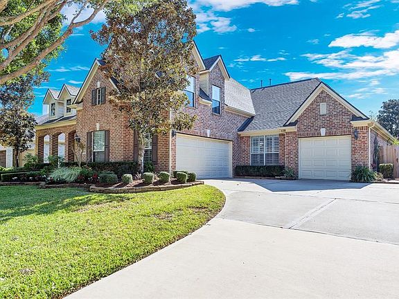 2nd image of 25703 Jordan Terrace Ln