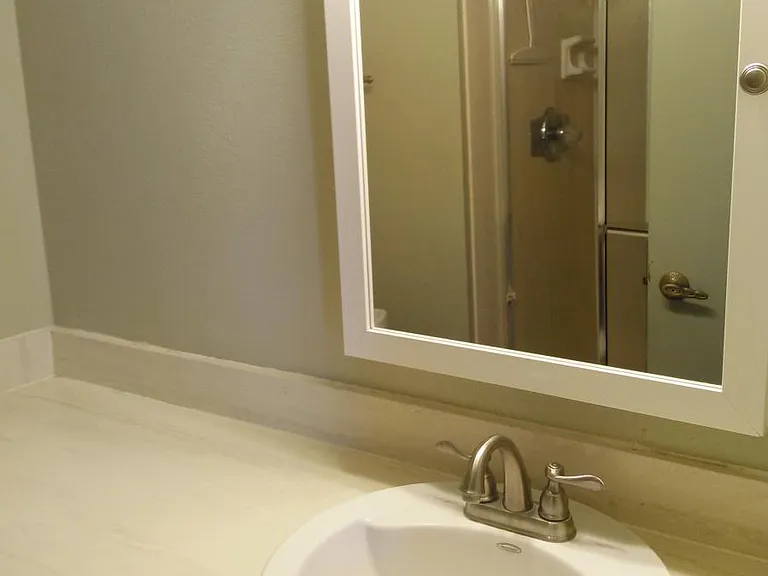 8105 Curry Ave NE — Photo 20