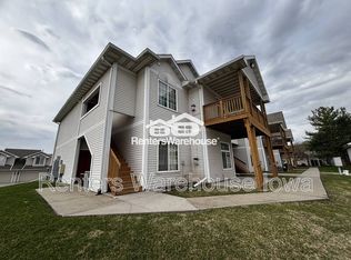 950 67th St Unit 410, West Des Moines, IA 50266