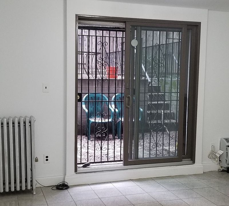 1st image of 259 W 15th St APT E
