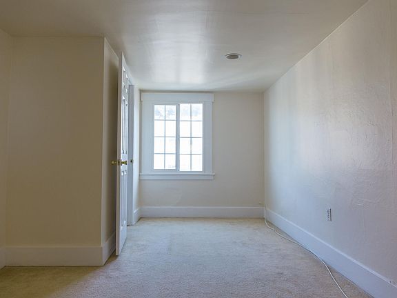 2nd image of 29 Peoria St #3