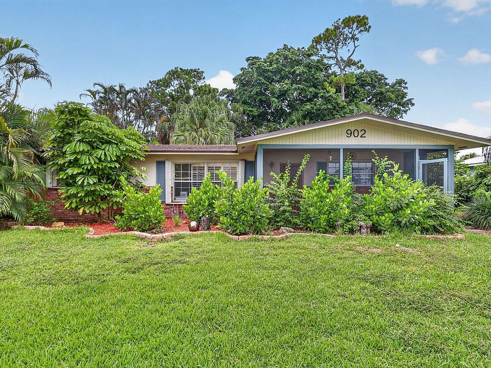 1st image of 902 SE OCEAN Avenue