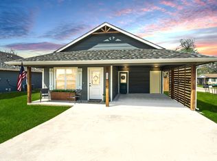 400 Powell, Celeste, TX 75423