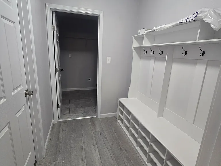 4939 Woodland Ave — Photo 9