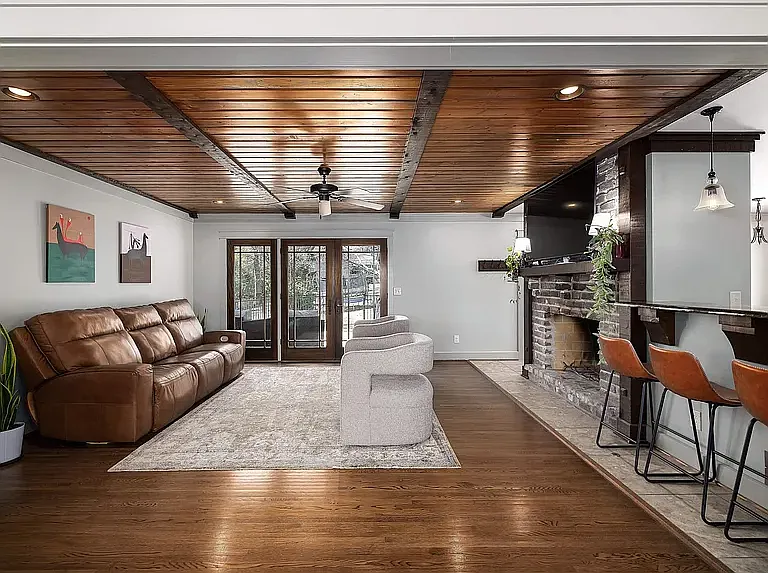1228 Vista Ln — Photo 10