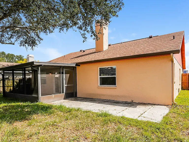 914 Axlewood Cir — Photo 19