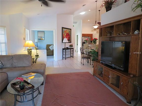 4th image of 4227 Fairway Pl